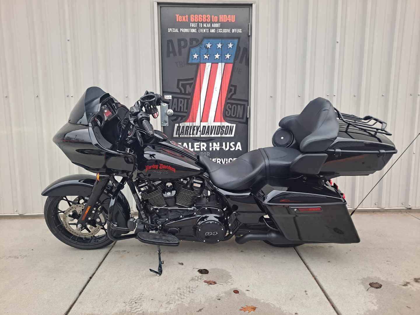 2020 Harley-Davidson Road Glide® Special in Clarksville, Tennessee - Photo 2