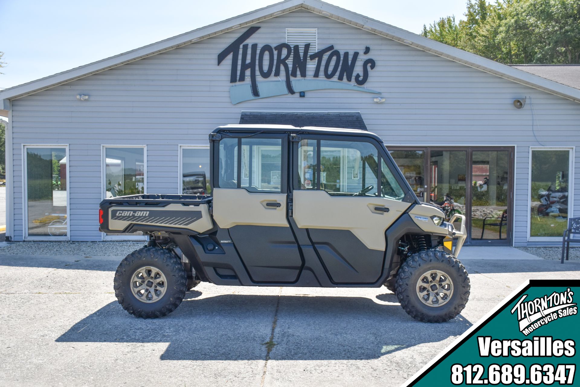 2024 Can-Am Defender MAX Limited in Versailles, Indiana - Photo 1