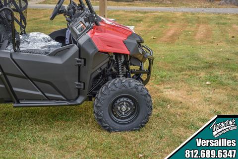 2025 Honda Pioneer 700 in Versailles, Indiana - Photo 2