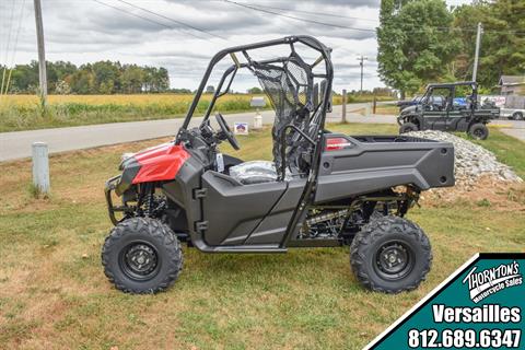 2025 Honda Pioneer 700 in Versailles, Indiana - Photo 6