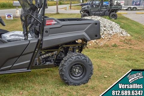 2025 Honda Pioneer 700 in Versailles, Indiana - Photo 7