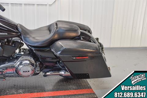 2015 Harley-Davidson Road Glide® in Versailles, Indiana - Photo 8