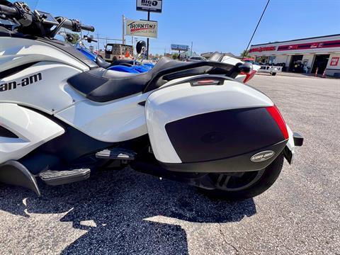 2013 Can-Am Spyder® ST-S SE5 in Madison, Indiana - Photo 7