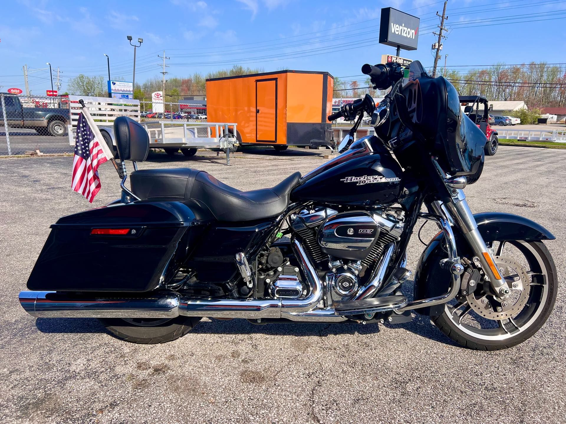 2018 Harley-Davidson Street Glide® in Madison, Indiana - Photo 1