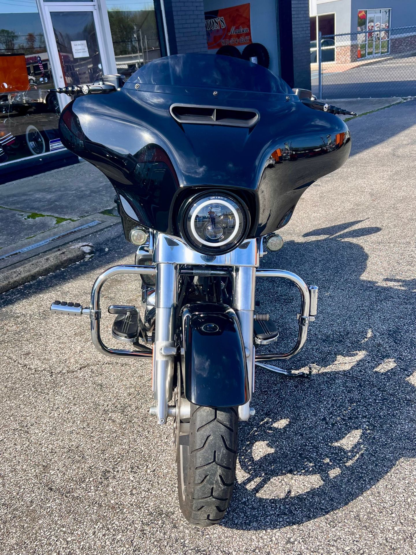 2018 Harley-Davidson Street Glide® in Madison, Indiana - Photo 4