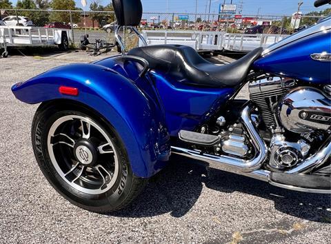 2015 Harley-Davidson Freewheeler™ in Madison, Indiana - Photo 7