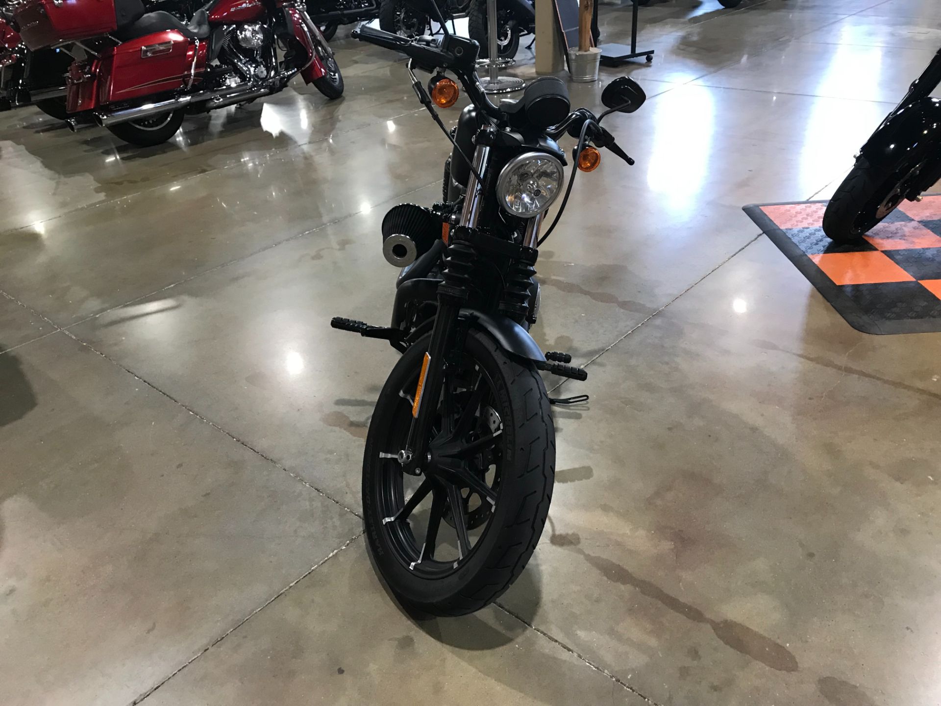 2019 Harley-Davidson Iron 883™ in Kingwood, Texas - Photo 4