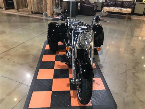 2015 Harley-Davidson Freewheeler™ in Kingwood, Texas - Photo 4