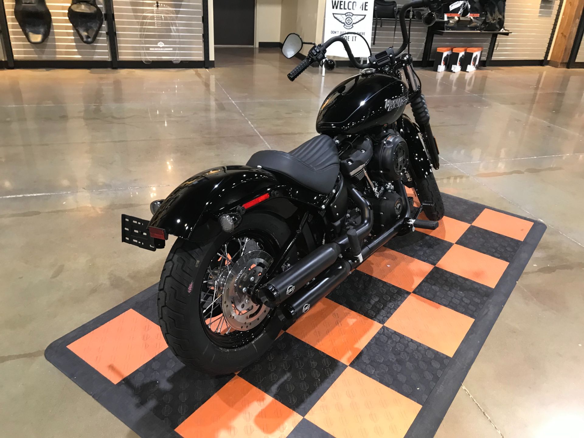 2020 Harley-Davidson Street Bob® in Kingwood, Texas - Photo 7