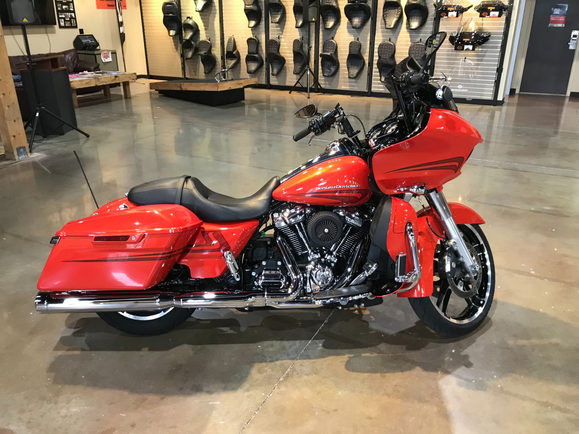 2017 Harley-Davidson Road Glide® Special in Kingwood, Texas - Photo 1