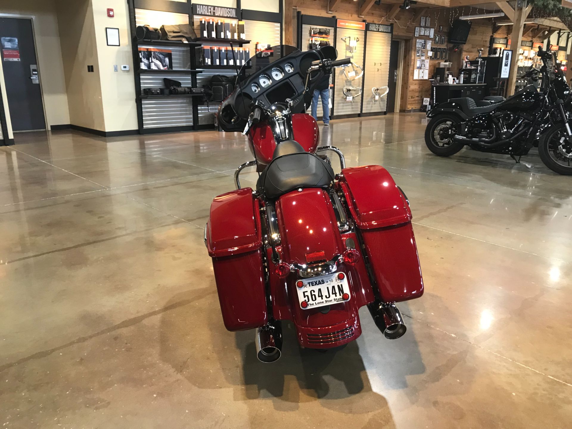2020 Harley-Davidson Street Glide® in Kingwood, Texas - Photo 3
