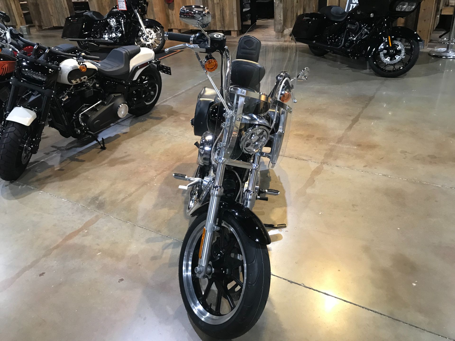 2015 Harley-Davidson SuperLow® in Kingwood, Texas - Photo 4