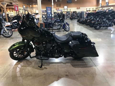 2022 Harley-Davidson CVO™ Street Glide® in Kingwood, Texas - Photo 3