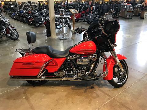 2017 Harley-Davidson Street Glide® Special in Kingwood, Texas - Photo 1