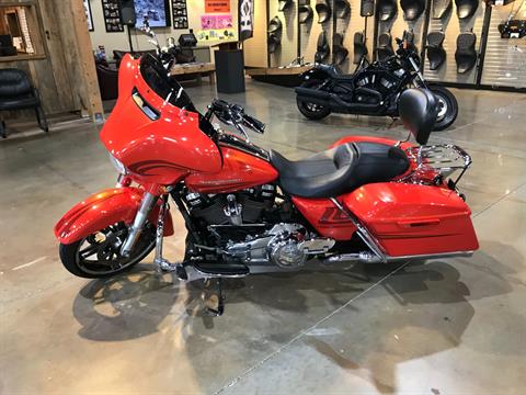 2017 Harley-Davidson Street Glide® Special in Kingwood, Texas - Photo 3