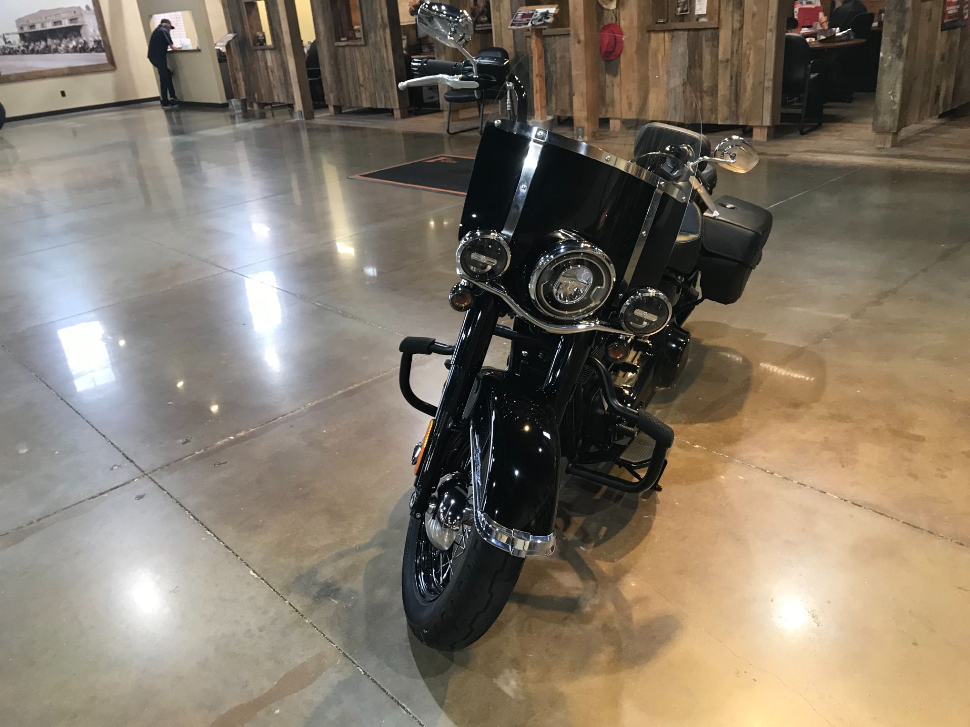 2018 Harley-Davidson Heritage Classic in Kingwood, Texas - Photo 4