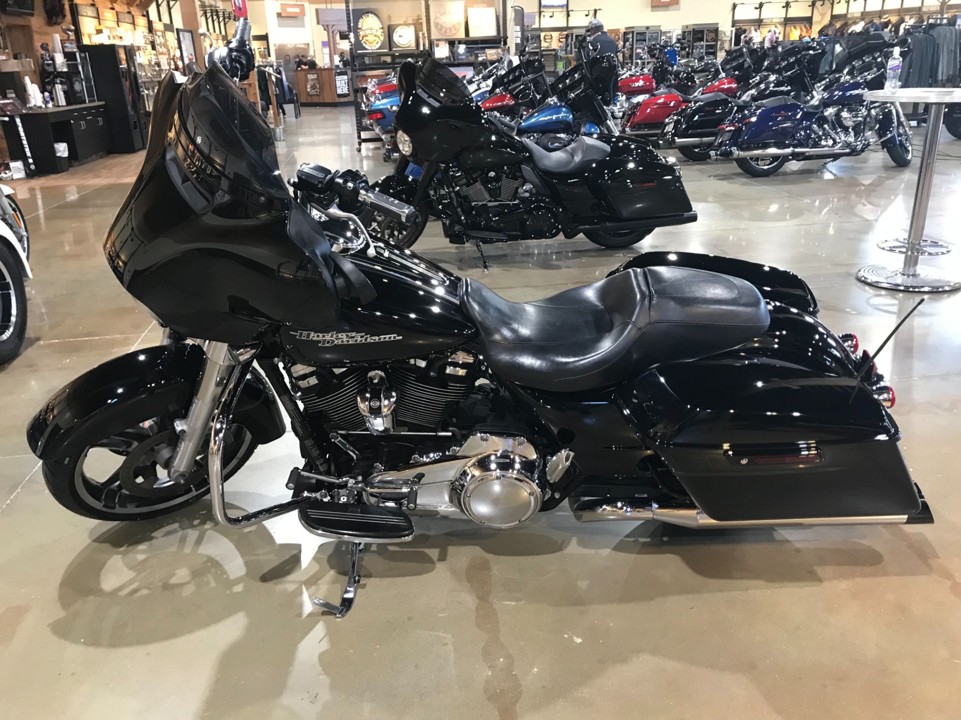 2018 Harley-Davidson Street Glide® in Kingwood, Texas - Photo 3