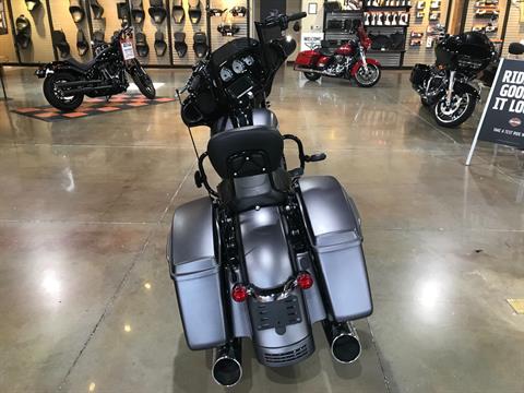 2017 Harley-Davidson Street Glide® Special in Kingwood, Texas - Photo 2