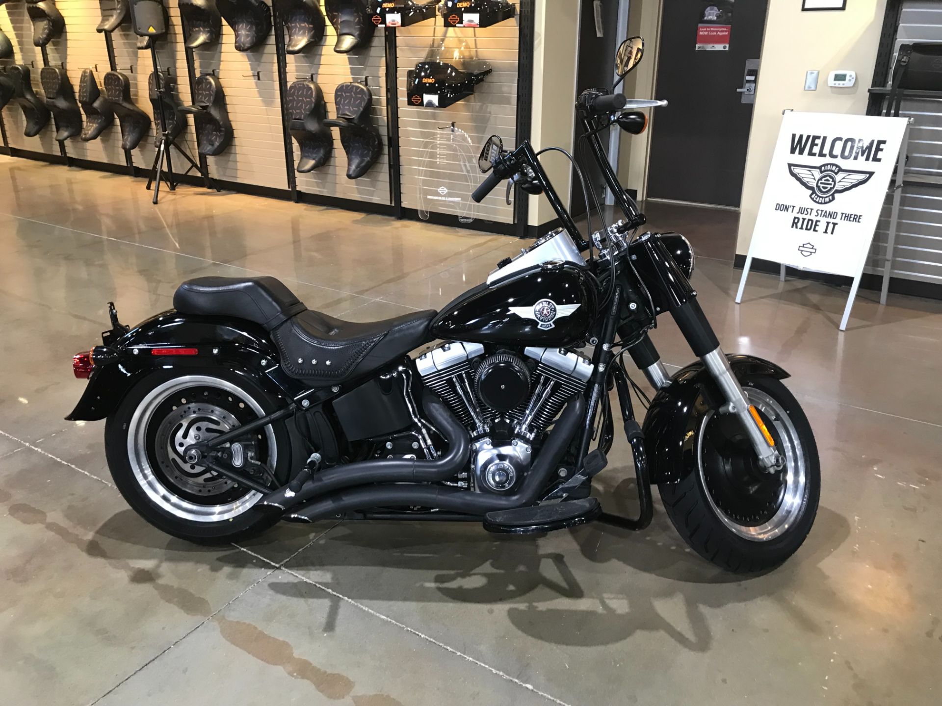 2015 Harley-Davidson Fat Boy® Lo in Kingwood, Texas - Photo 1