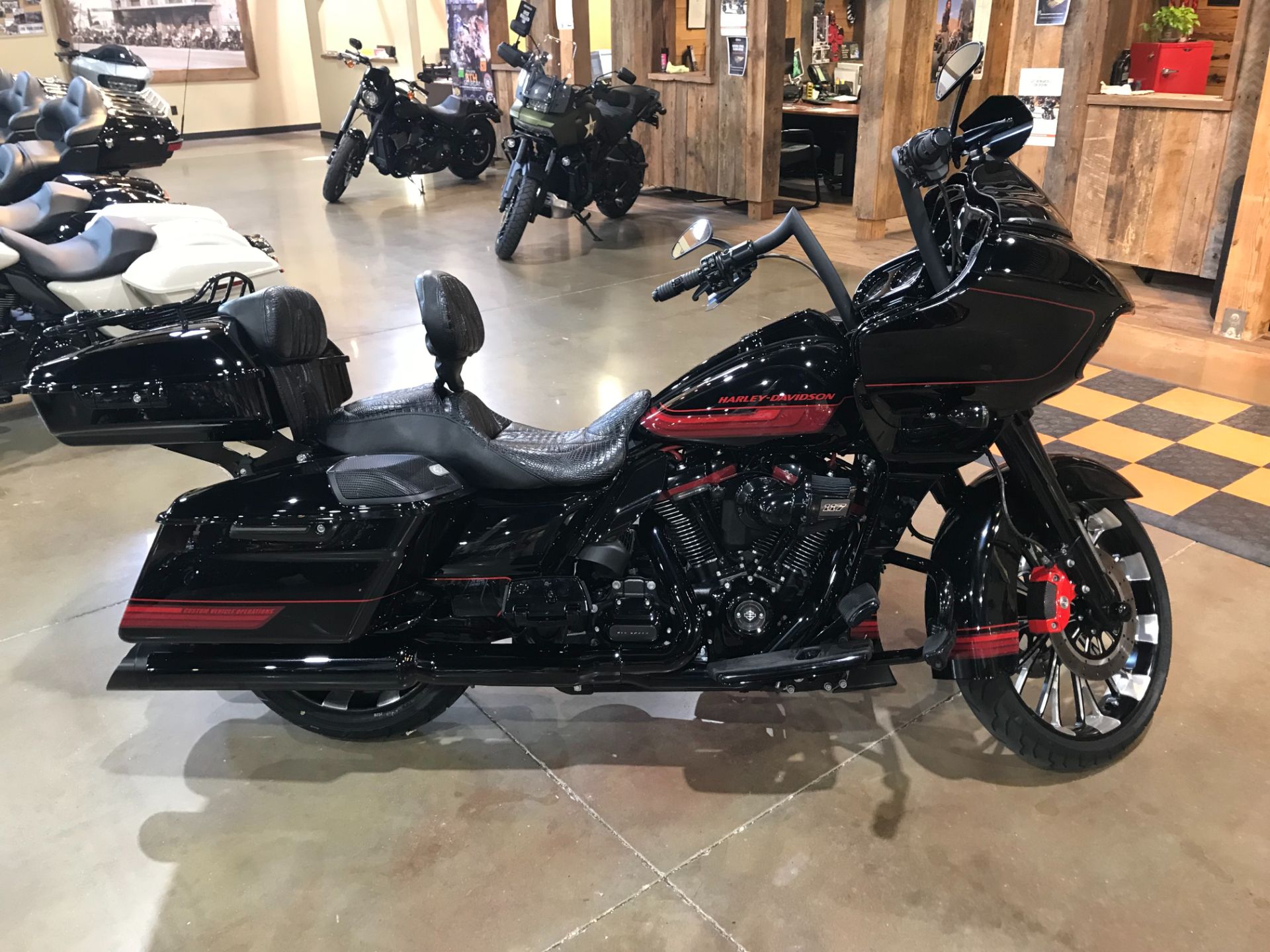2021 Harley-Davidson CVO™ Road Glide® in Kingwood, Texas - Photo 1