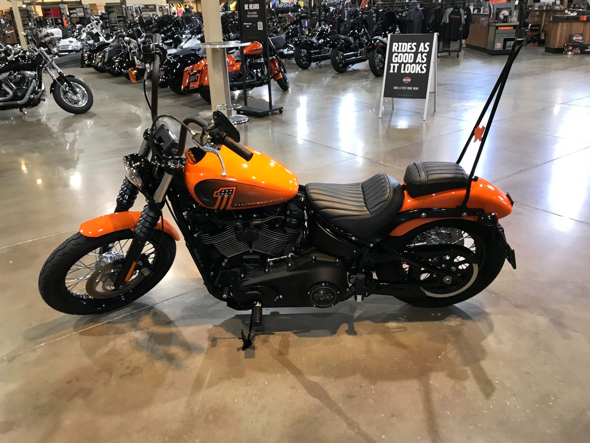 2021 Harley-Davidson Street Bob® 114 in Kingwood, Texas - Photo 3