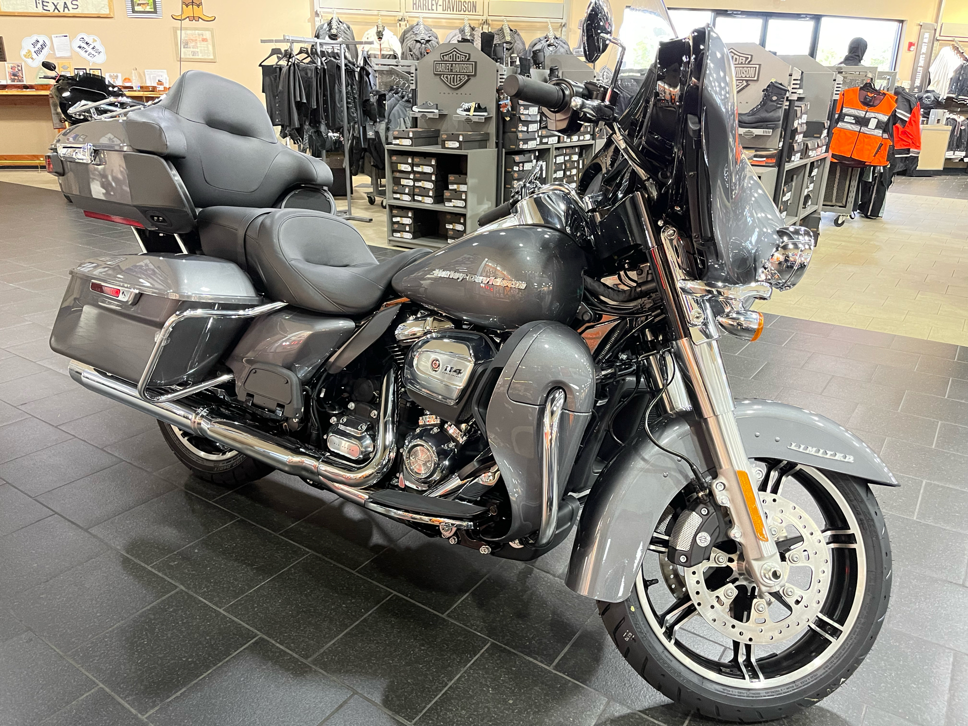 2022 Harley-Davidson Ultra Limited in The Woodlands, Texas - Photo 3