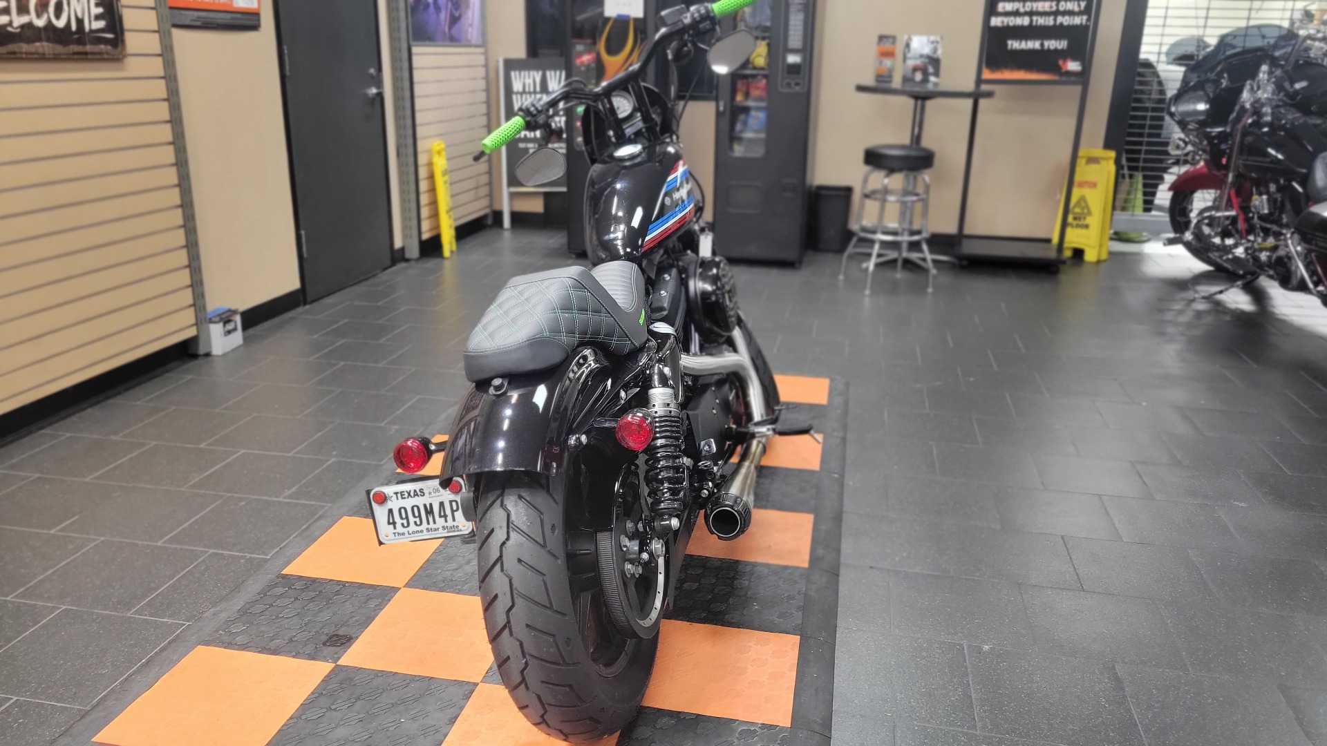 2021 Harley-Davidson Iron 1200™ in The Woodlands, Texas - Photo 5
