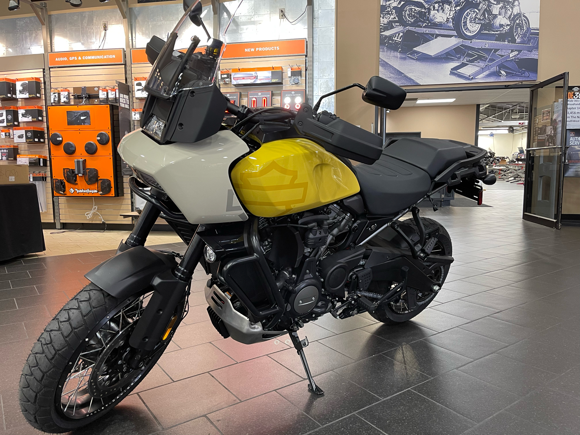 2023 Harley-Davidson Pan America™ 1250 Special in The Woodlands, Texas - Photo 3
