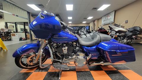 2019 Harley-Davidson Street Glide® in The Woodlands, Texas - Photo 4
