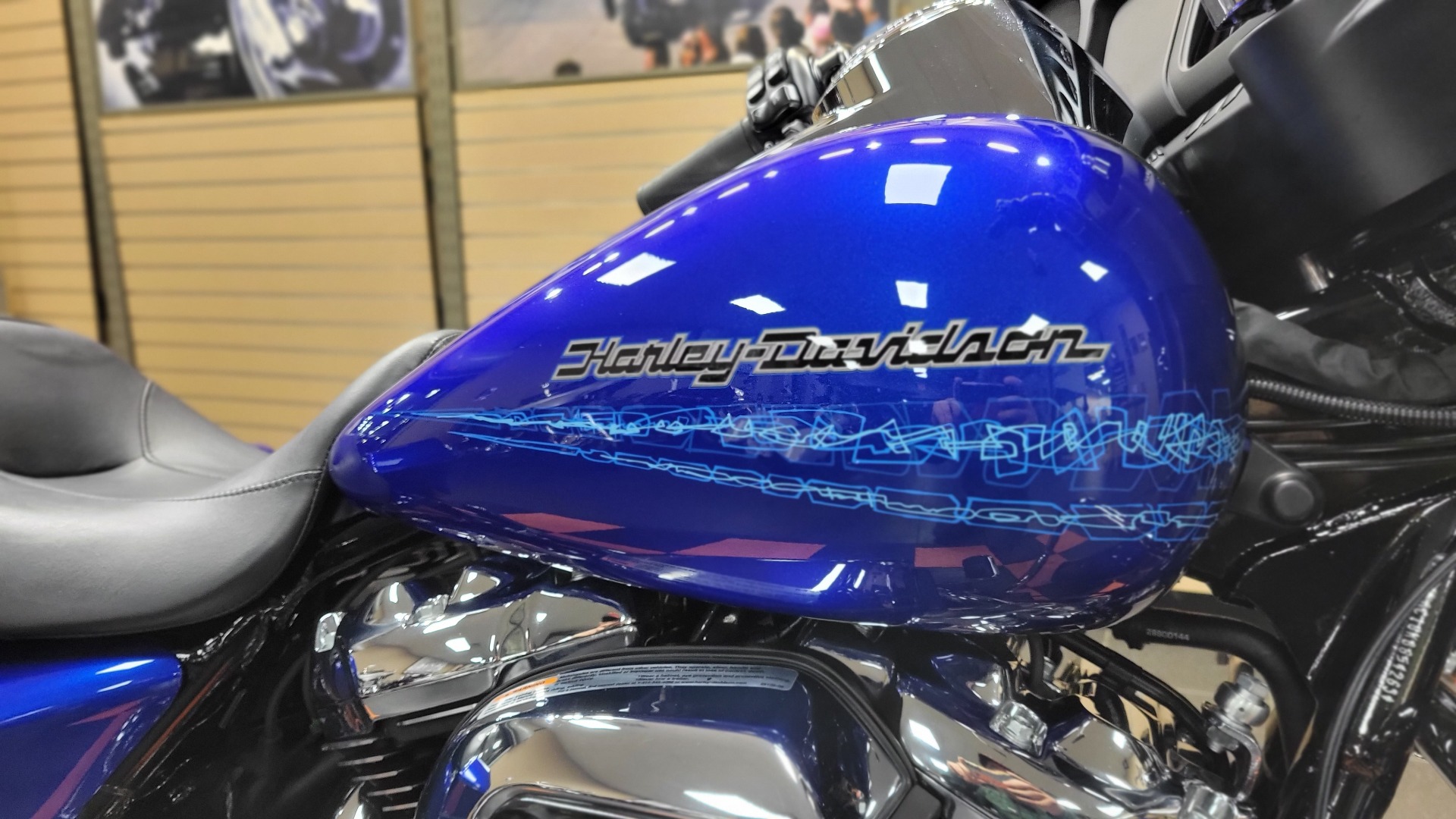 2019 Harley-Davidson Street Glide® in The Woodlands, Texas - Photo 8