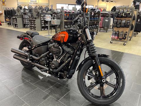2023 Harley-Davidson Street Bob® 114 in The Woodlands, Texas - Photo 2