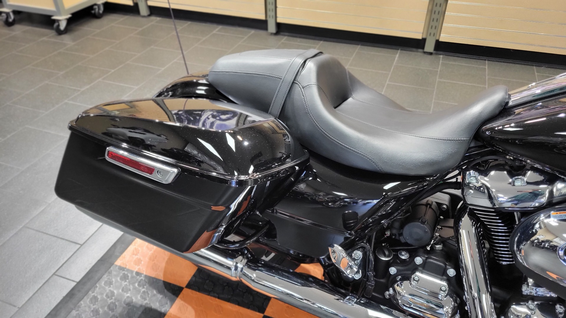 2021 Harley-Davidson Street Glide® in The Woodlands, Texas - Photo 6