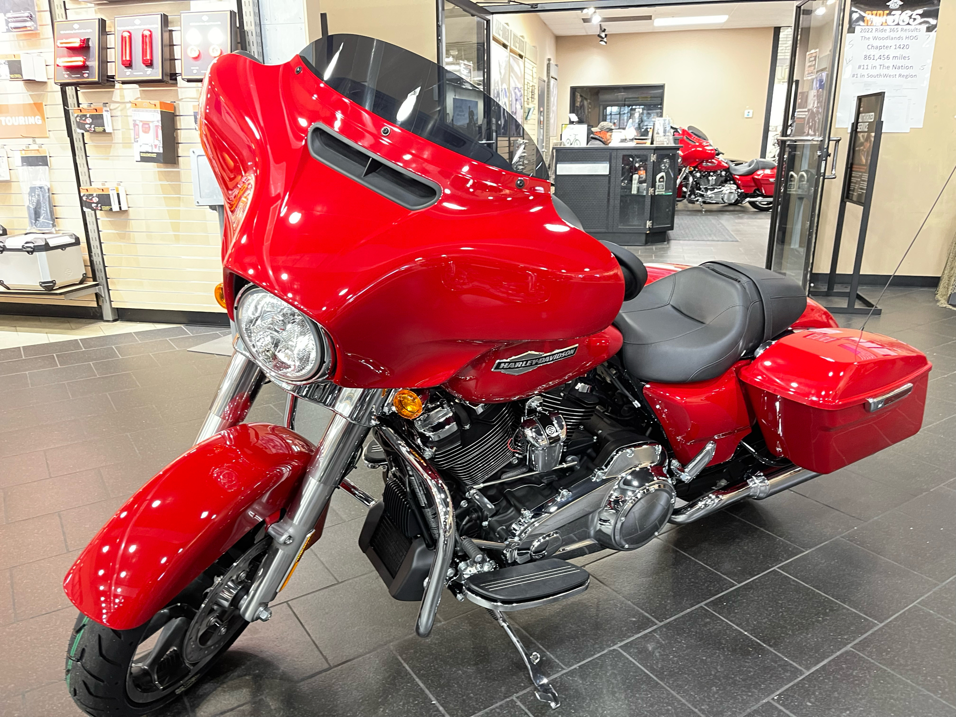 2023 Harley-Davidson Street Glide® in The Woodlands, Texas - Photo 4