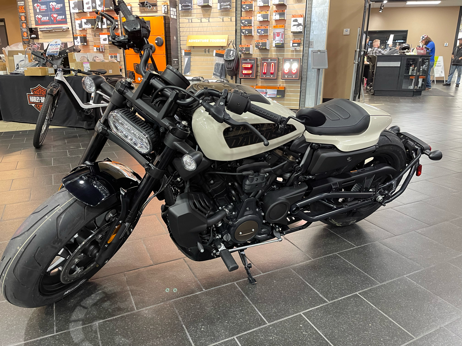 2022 Harley-Davidson Sportster® S in The Woodlands, Texas - Photo 3