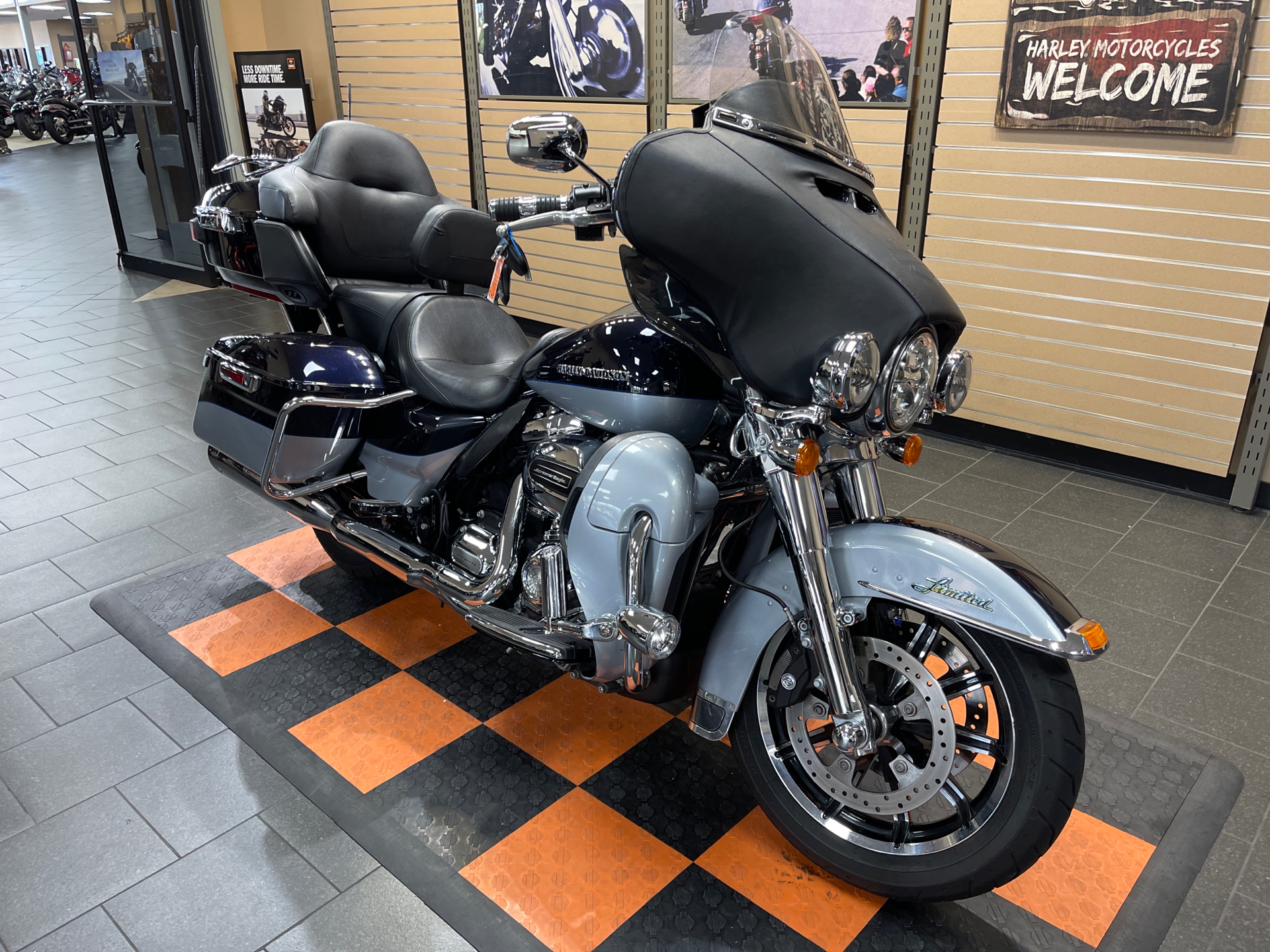 2019 Harley-Davidson Ultra Limited Low in The Woodlands, Texas - Photo 2