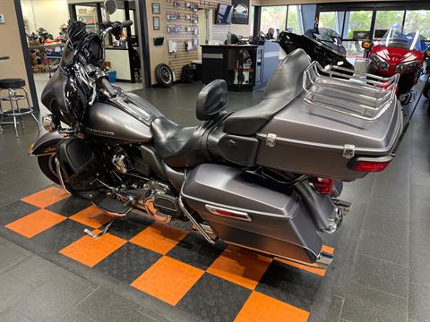 2017 Harley-Davidson Ultra Limited in The Woodlands, Texas - Photo 4