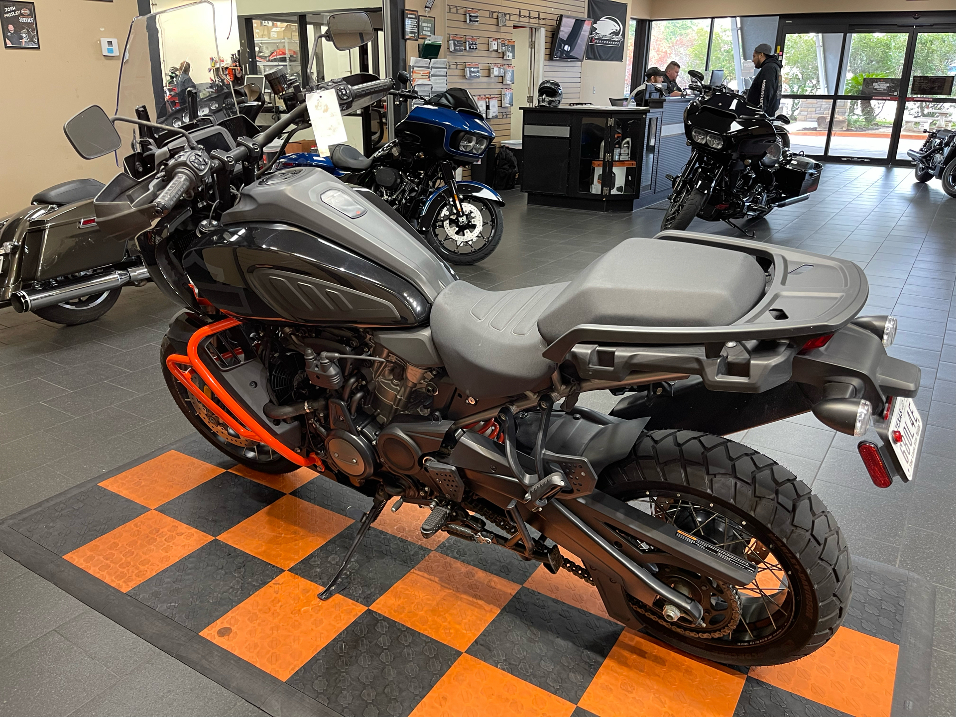2021 Harley-Davidson Pan America™ Special in The Woodlands, Texas - Photo 4