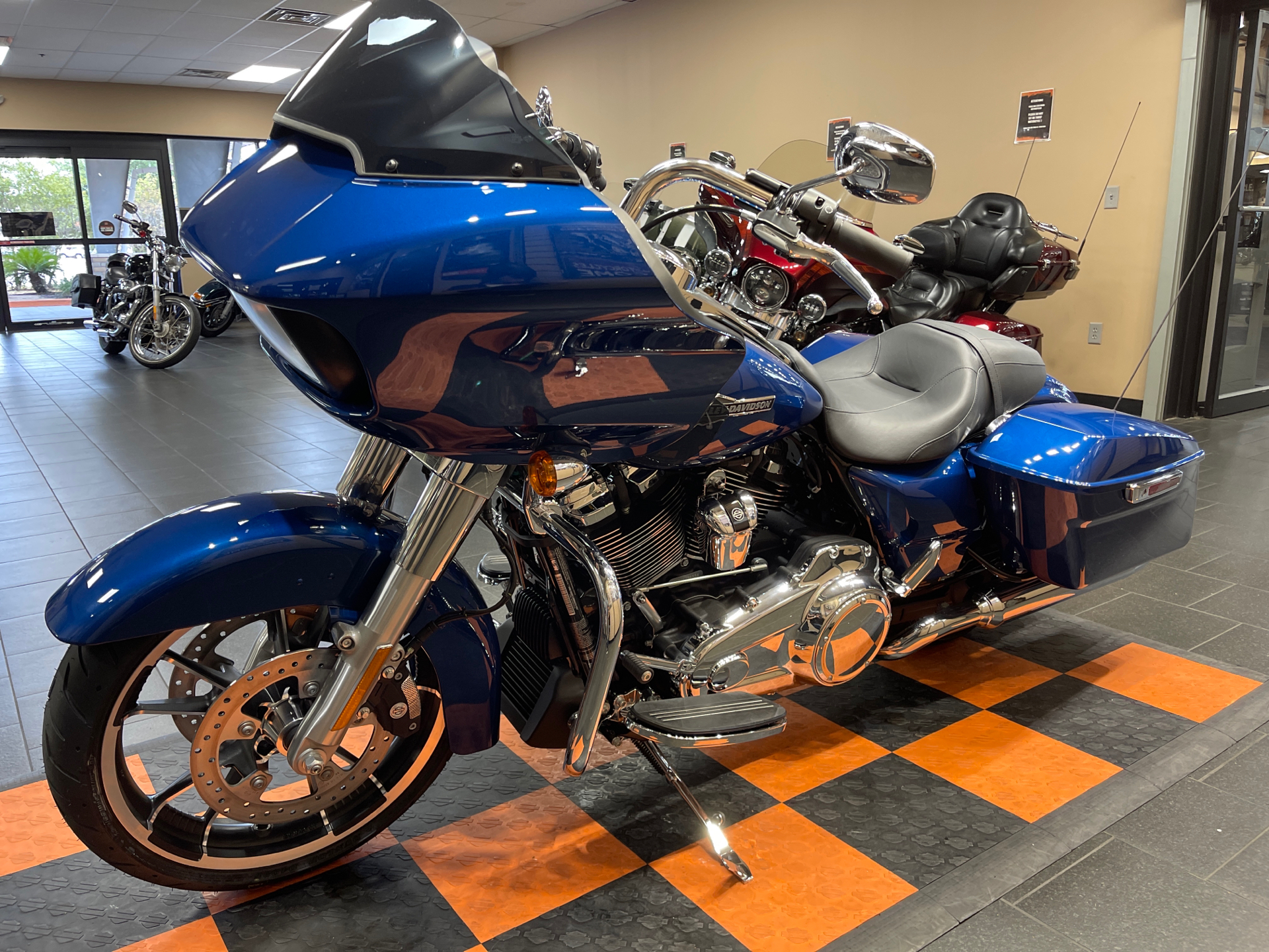 2022 Harley-Davidson Road Glide® in The Woodlands, Texas - Photo 3