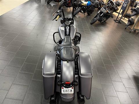 2017 Harley-Davidson Road King® Special in The Woodlands, Texas - Photo 5