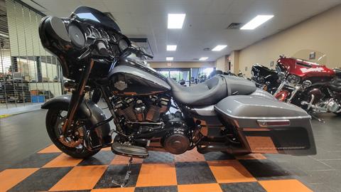 2021 Harley-Davidson Street Glide® Special in The Woodlands, Texas - Photo 4