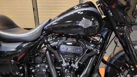 2021 Harley-Davidson Street Glide® Special in The Woodlands, Texas - Photo 7