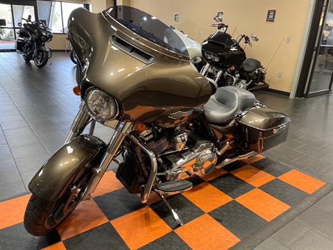 2021 Harley-Davidson Street Glide® in The Woodlands, Texas - Photo 3