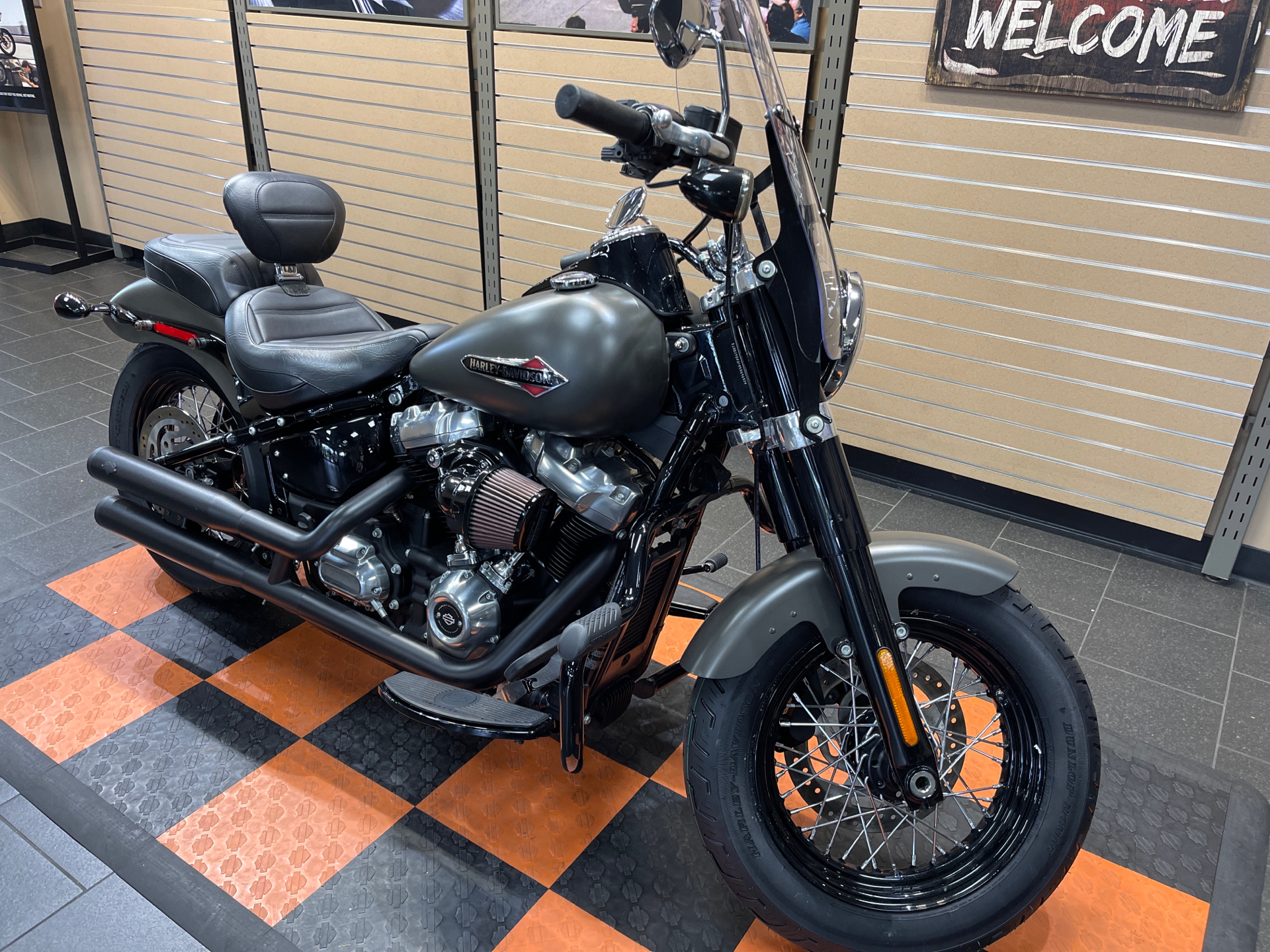 2018 Harley-Davidson Softail Slim® 107 in The Woodlands, Texas - Photo 2