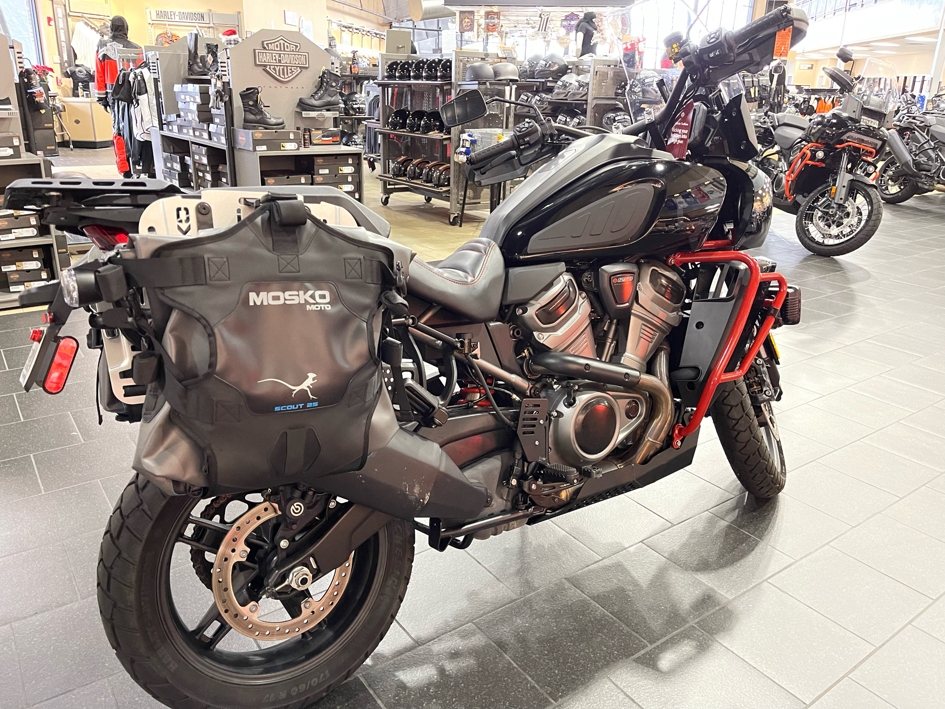2022 Harley-Davidson Pan America™ 1250 Special in The Woodlands, Texas - Photo 6