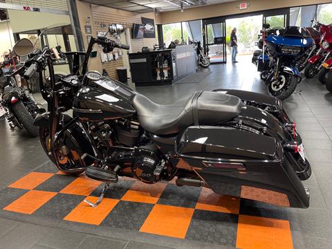 2019 Harley-Davidson Road King® Special in The Woodlands, Texas - Photo 4