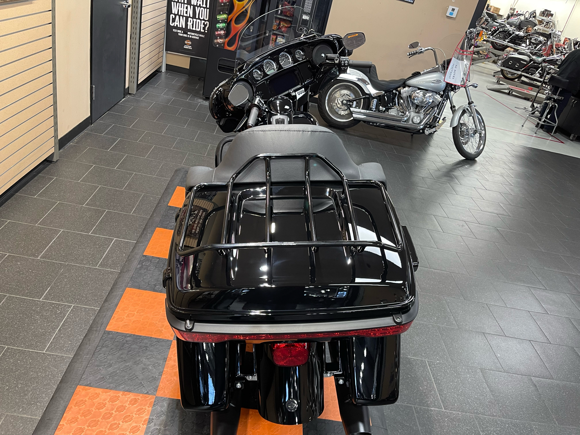 2022 Harley-Davidson Ultra Limited in The Woodlands, Texas - Photo 6