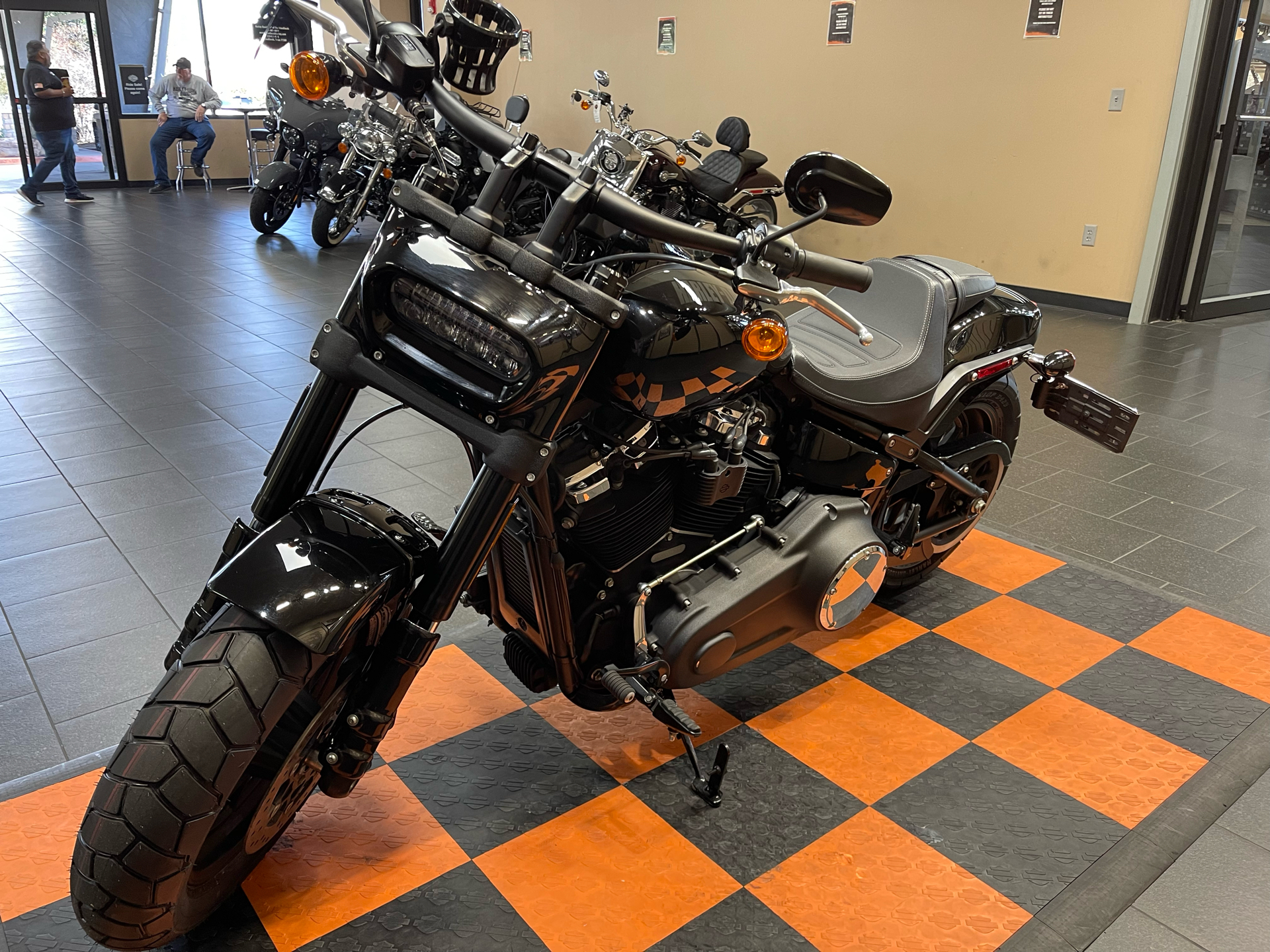 2018 Harley-Davidson Fat Bob® 107 in The Woodlands, Texas - Photo 3
