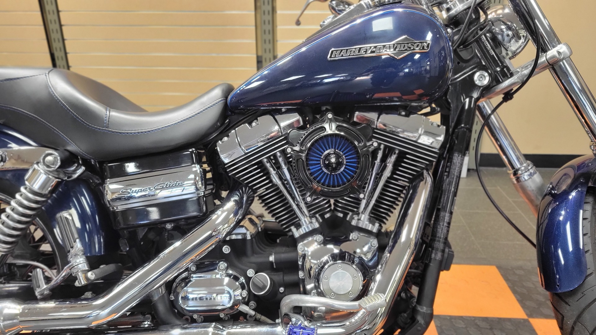 2012 Harley-Davidson Dyna® Super Glide® Custom in The Woodlands, Texas - Photo 6