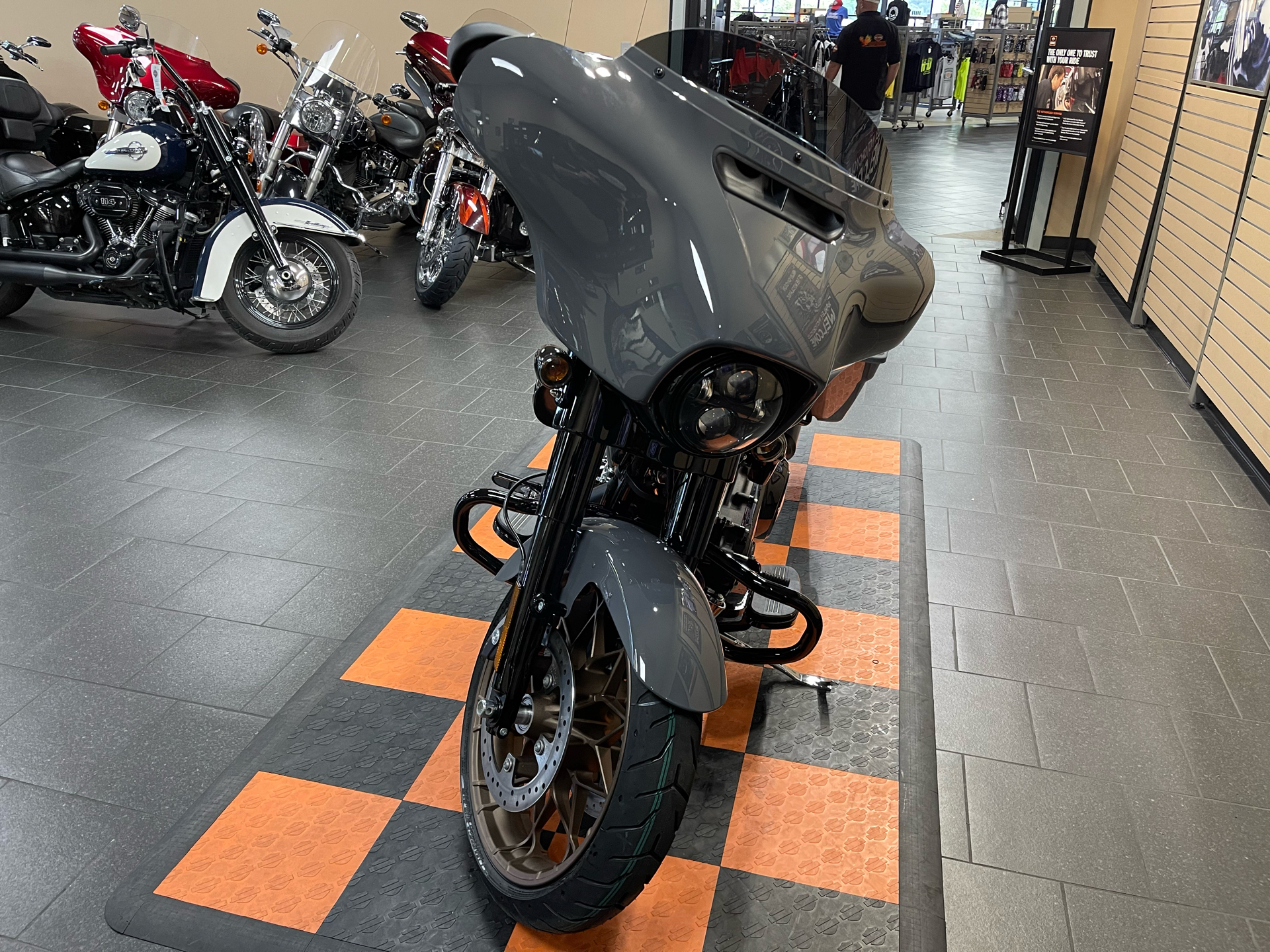 2022 Harley-Davidson Street Glide® ST in The Woodlands, Texas - Photo 3