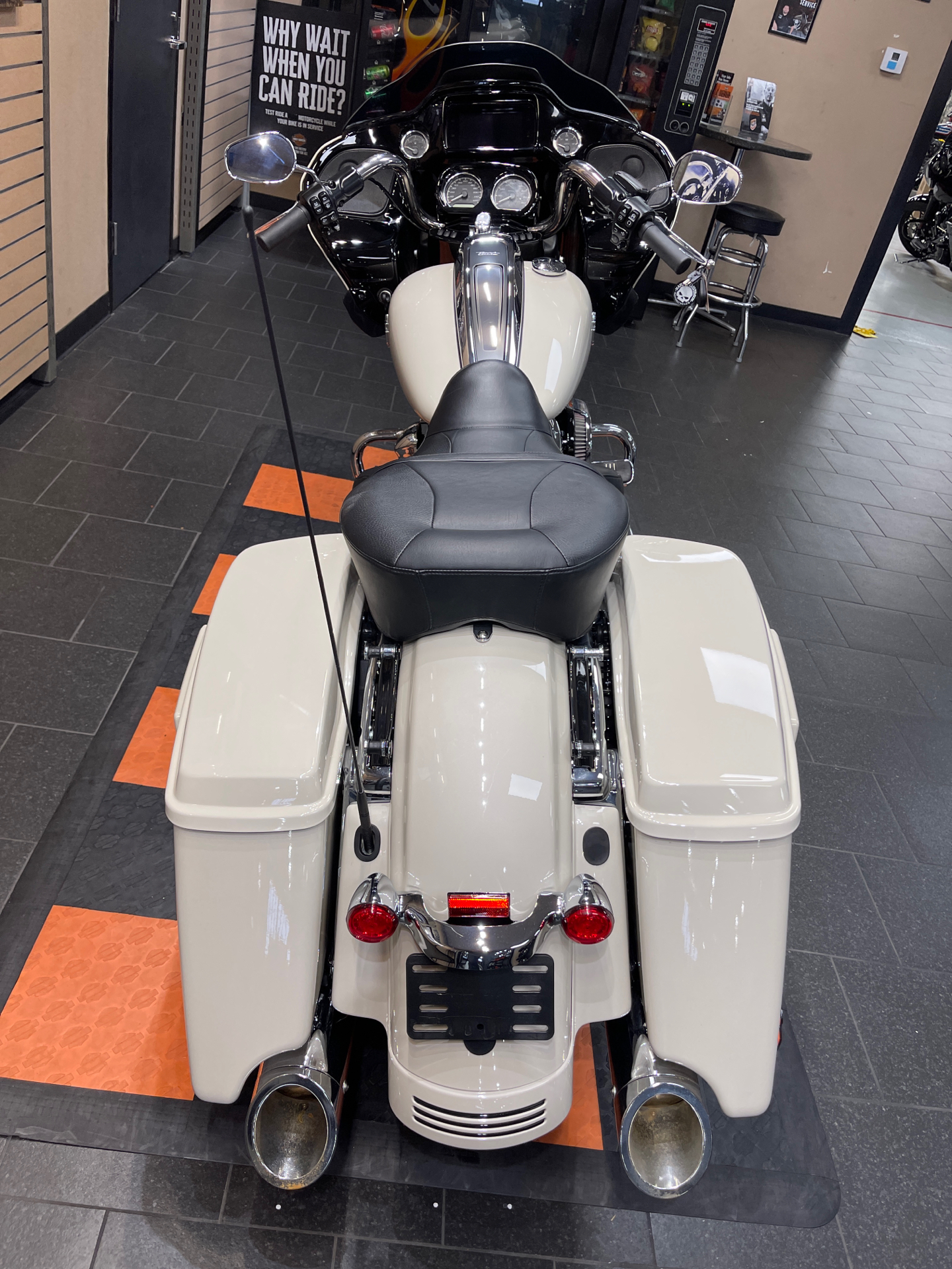 2022 Harley-Davidson Road Glide® Special in The Woodlands, Texas - Photo 5